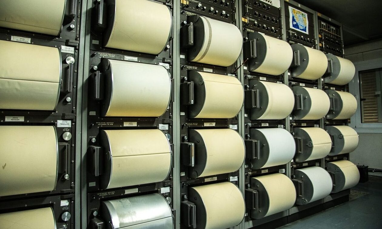 Σεισμός στην Εύβοια: Ακολούθησαν 10 ασθενέστεροι μετασεισμοί – Κυριότερος στα 3,8 R, επτά λεπτά μετά