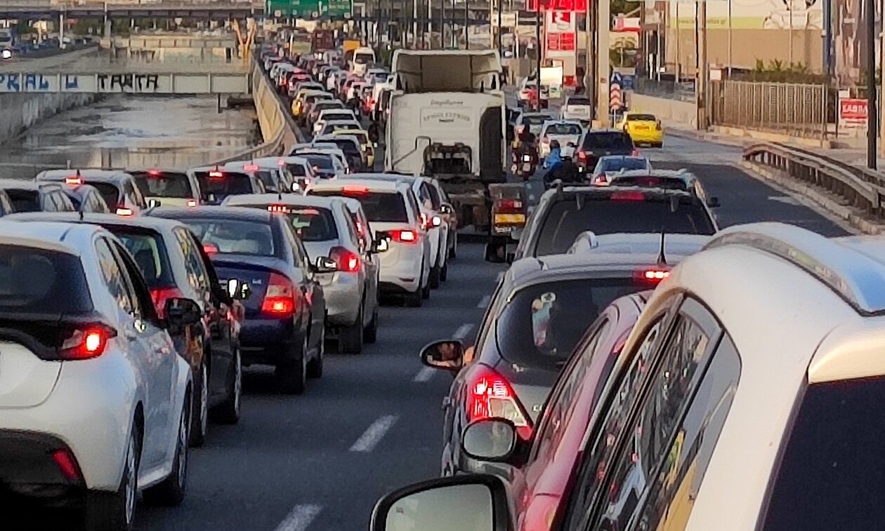 Κίνηση τώρα: Μποτιλιάρισμα στον Κηφισό – Μεγάλες καθυστερήσεις στη Λεωφ. Κηφισίας