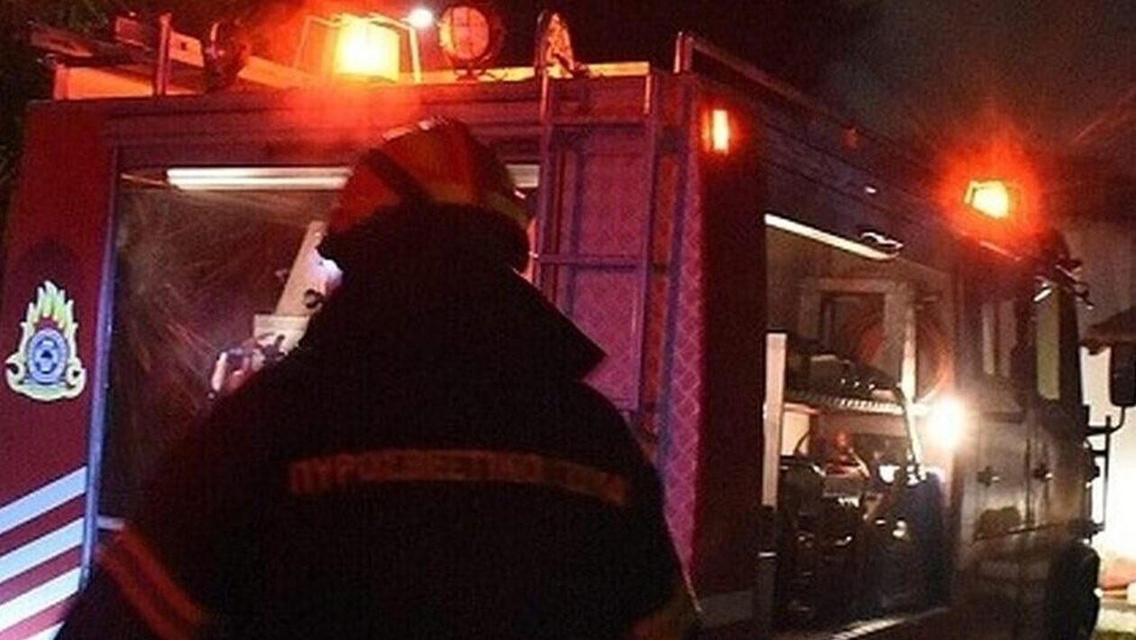 Πύργος: Αυτοκίνητο έπεσε σε γκρεμό – Απεγκλωβίστηκε σώα η οδηγός