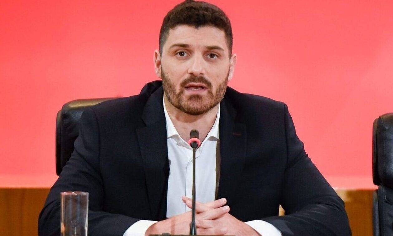 Ολα ανοιχτά κι από Τεμπονέρα για παραμονή στο κόμμα