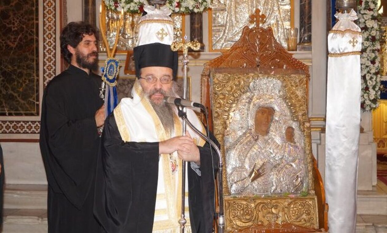 H Εικόνα της Παναγίας Ρουχουνιωτίσσης στη Χίο (vid)