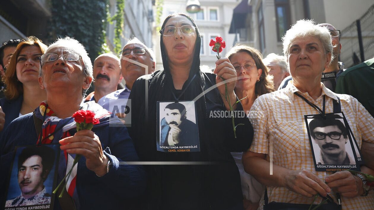 Τουρκία: Οι «Μητέρες του Σαββάτου» διαδήλωσαν στην Κωνσταντινούπολη μετά από 5 χρόνια απαγόρευσης