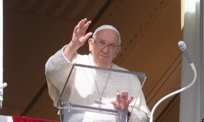 1490456-pope-francis.jpeg