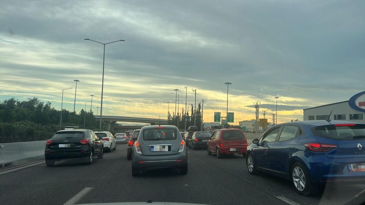 Κίνηση τώρα: Πού υπάρχουν προβλήματα στην Αθήνα – Ποιους δρόμους να αποφύγετε