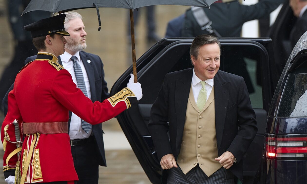 Βρετανία: Η επιστροφή του Ντέιβιντ Κάμερον – Ο πρώην πρωθυπουργός ορίστηκε υπουργός Εξωτερικών 