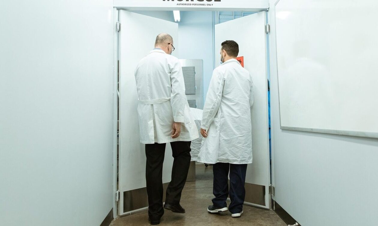 Πάτρα: Δεκάδες ανεξιχνίαστοι θάνατοι ελλείψει χρηματοδότησης