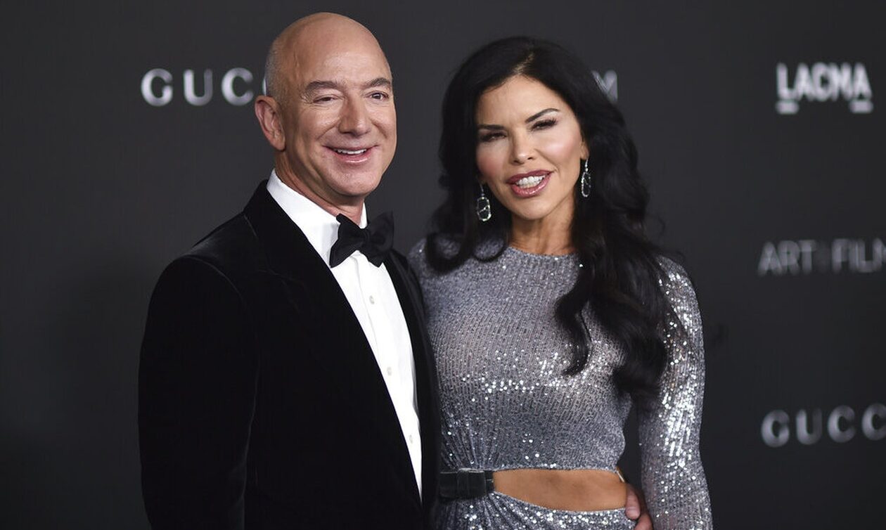 Tζεφ Μπέζος- Λόρεν Σάντσεζ: Τους «τρολάρουν» για τη φωτογράφιση στη Vogue – «Τελείωσαν οι απόκριες»