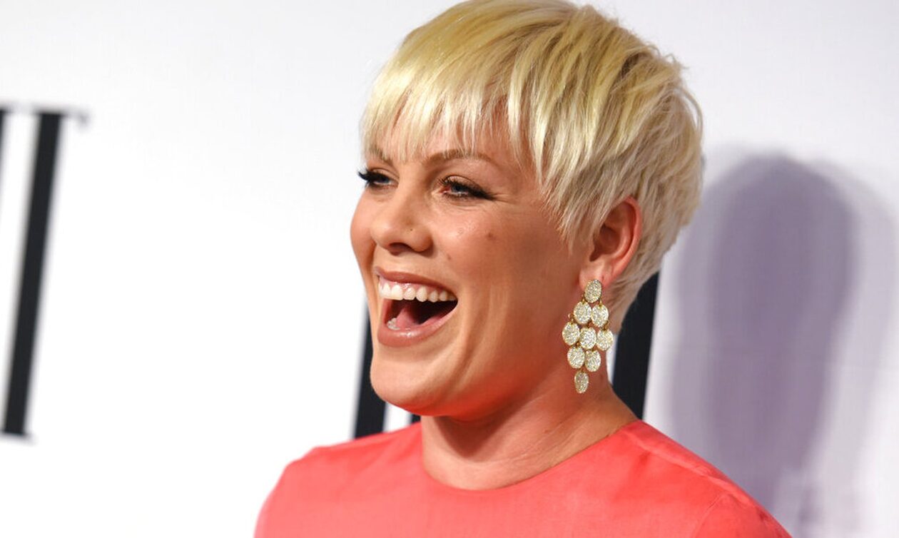 Pink: Θα χαρίσει 2.000 «απαγορευμένα» βιβλία σε συναυλίες της στη Φλόριντα
