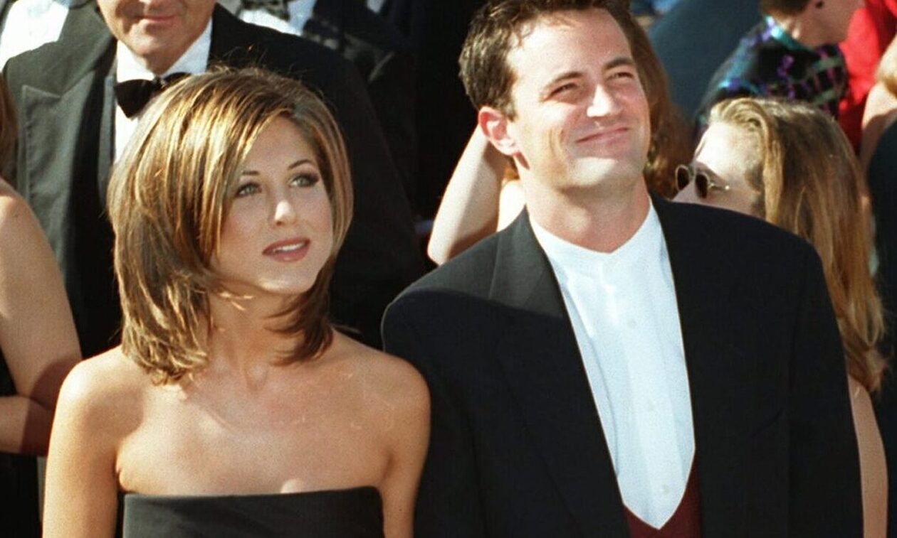 Τζένιφερ Άνιστον για Μάθιου Πέρι: «Ξεκουράσου αδελφούλη, σου μιλάω κάθε μέρα»