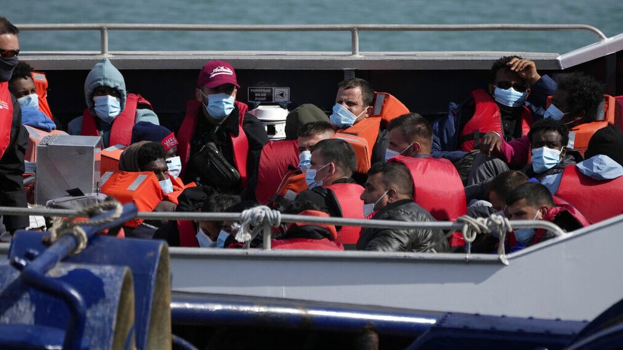 Βρετανία: Τι προβλέπει το «Σχέδιο Ρουάντα» για τη μετανάστευση – Το απορρίπτει το Ανώτατο Δικαστήριο