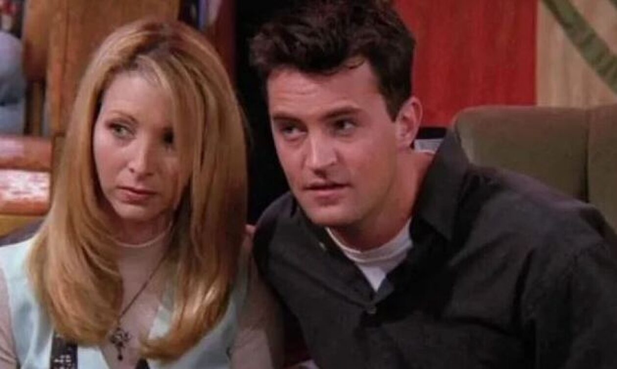 Μάθιου Πέρι: Η «Φοίβη» τον αποχαιρετά με μία φωτογραφία – «Ευχαριστώ για όλα όσα έμαθα»