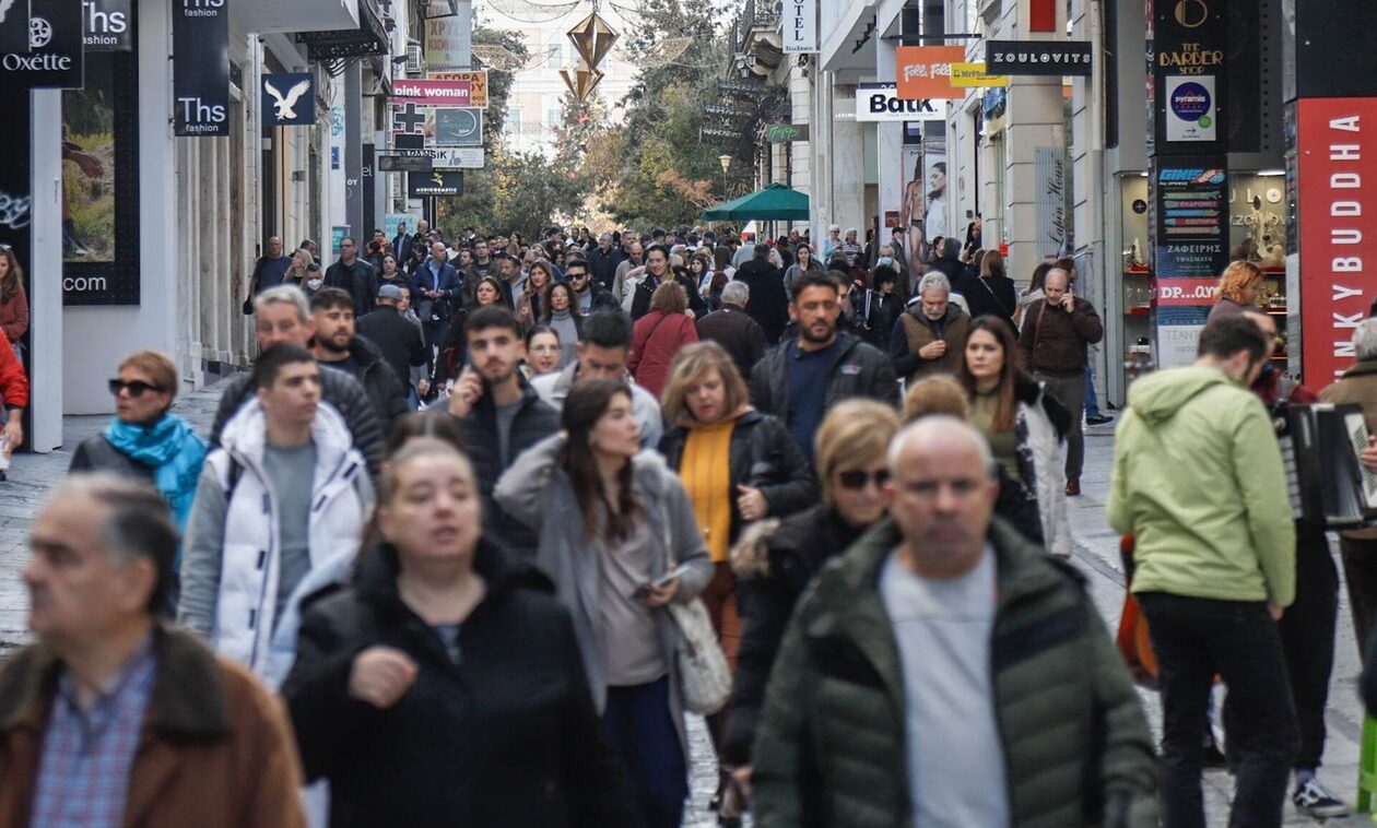 Επίδομα κοινωνικής αλληλεγγύης: 2,3 εκατ. οι δικαιούχοι – Τον Δεκέμβριο οι πληρωμές