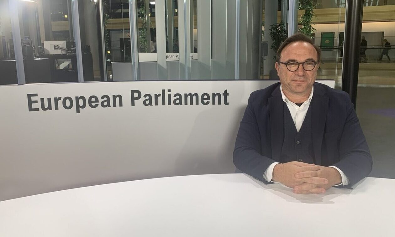 Κόκκαλης: Αποχωρώ γιατί στον ΣΥΡΙΖΑ δεν μπορούσα να επιτελέσω την αποστολή μου