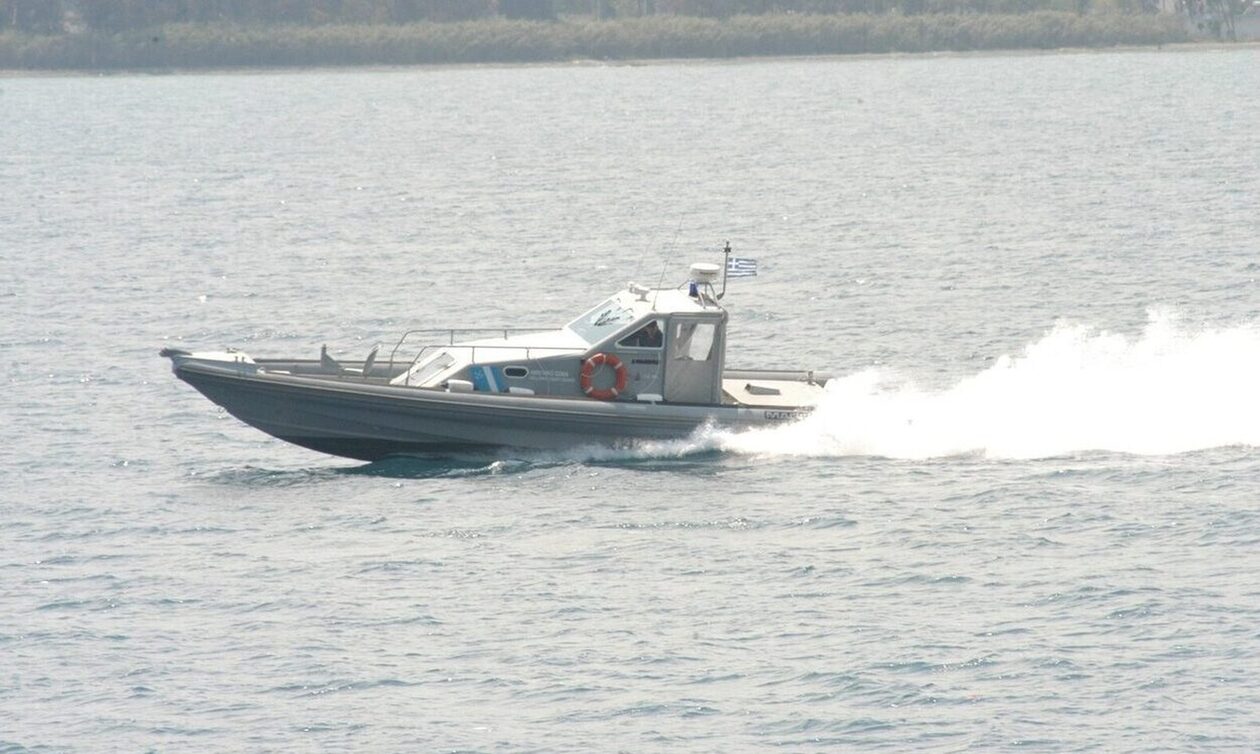 Σε άνδρα ανήκει η σορός που εντοπίστηκε στο Παράλιο Άστρος – Η νεκροψία θα δώσει απαντήσεις