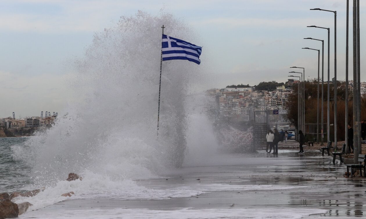 Κακοκαιρία: Συμβουλές προστασίας από την Πολιτική Προστασία για τους θυελλώδεις ανέμους