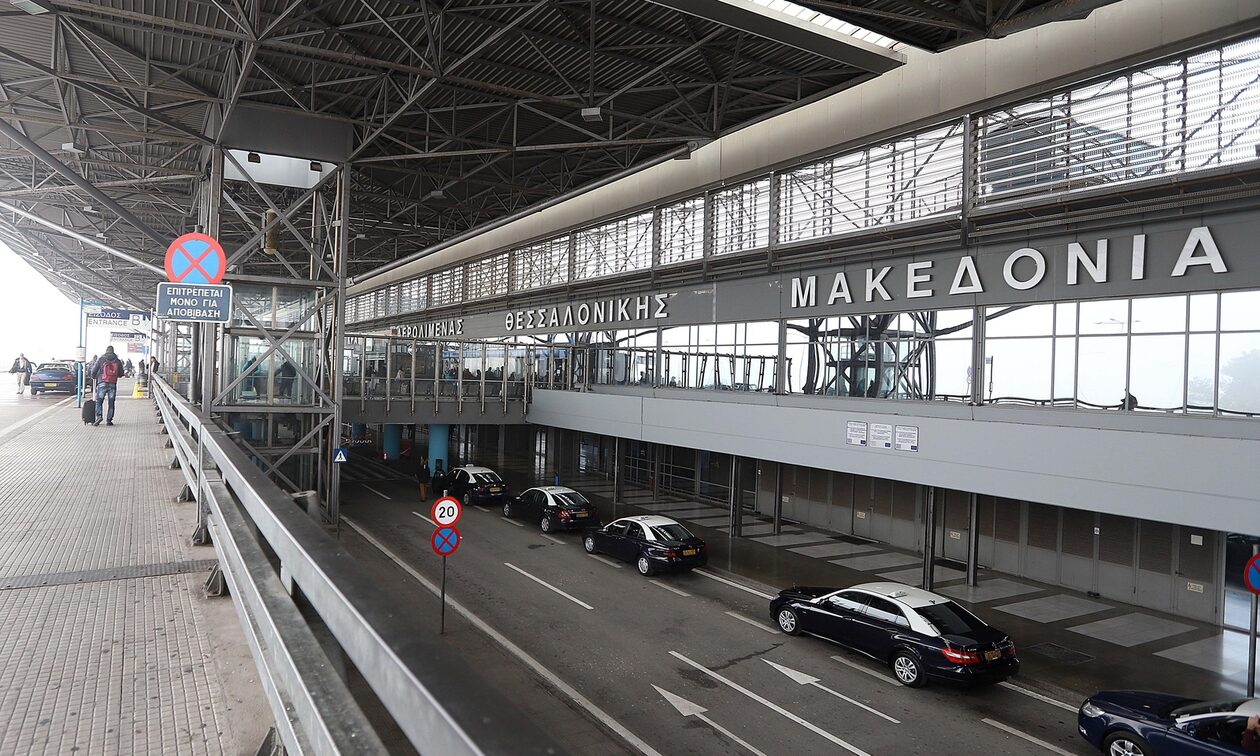 Κακοκαιρία: Άνεμοι 9 και 10 μποφόρ «σφυροκοπούν» τα αεροδρόμια της χώρας