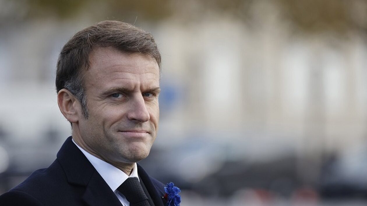 Ο Μακρόν συμβιβάζεται στο μεταναστευτικό: «Σκληρότερο» νομοσχέδιο μετά από παρέμβαση της Δεξιάς