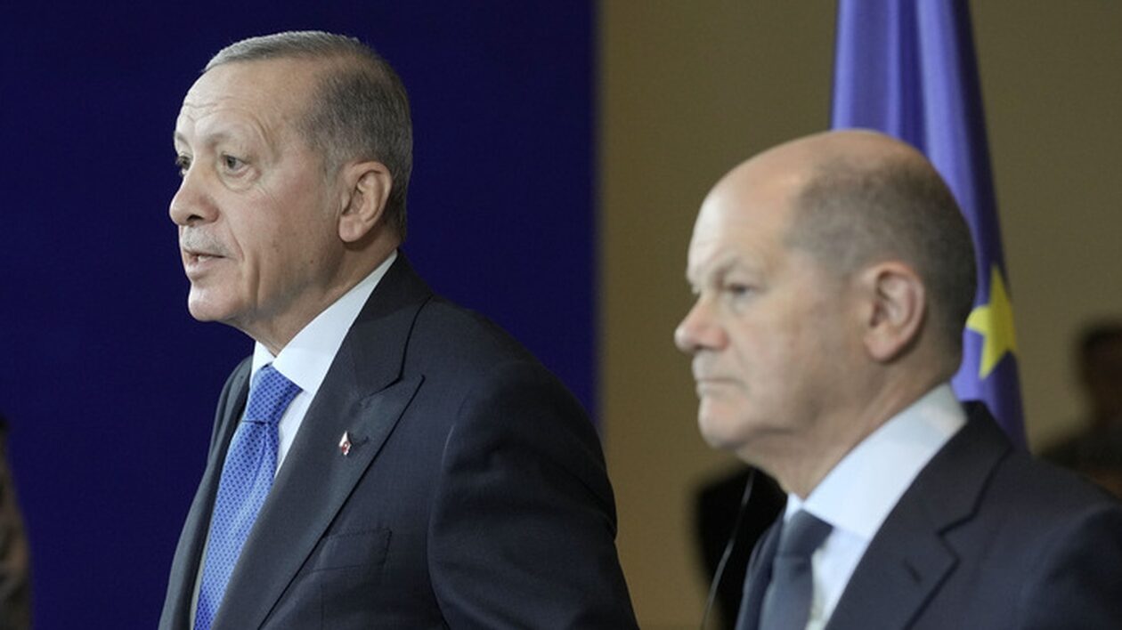 Γερμανία: Ο Σολτς παρουσία Ερντογάν αναγνώρισε την αποκλιμάκωση στις ελληνοτουρκικές σχέσεις