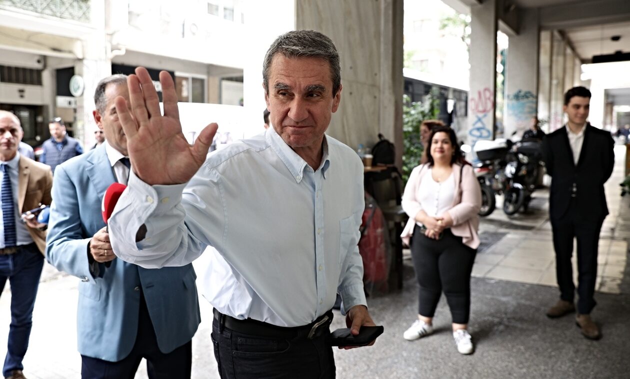 Προάγγελος επιστροφής Λοβέρδου στην πολιτική: «Από αύριο, θα είμαι ξανά παρών»