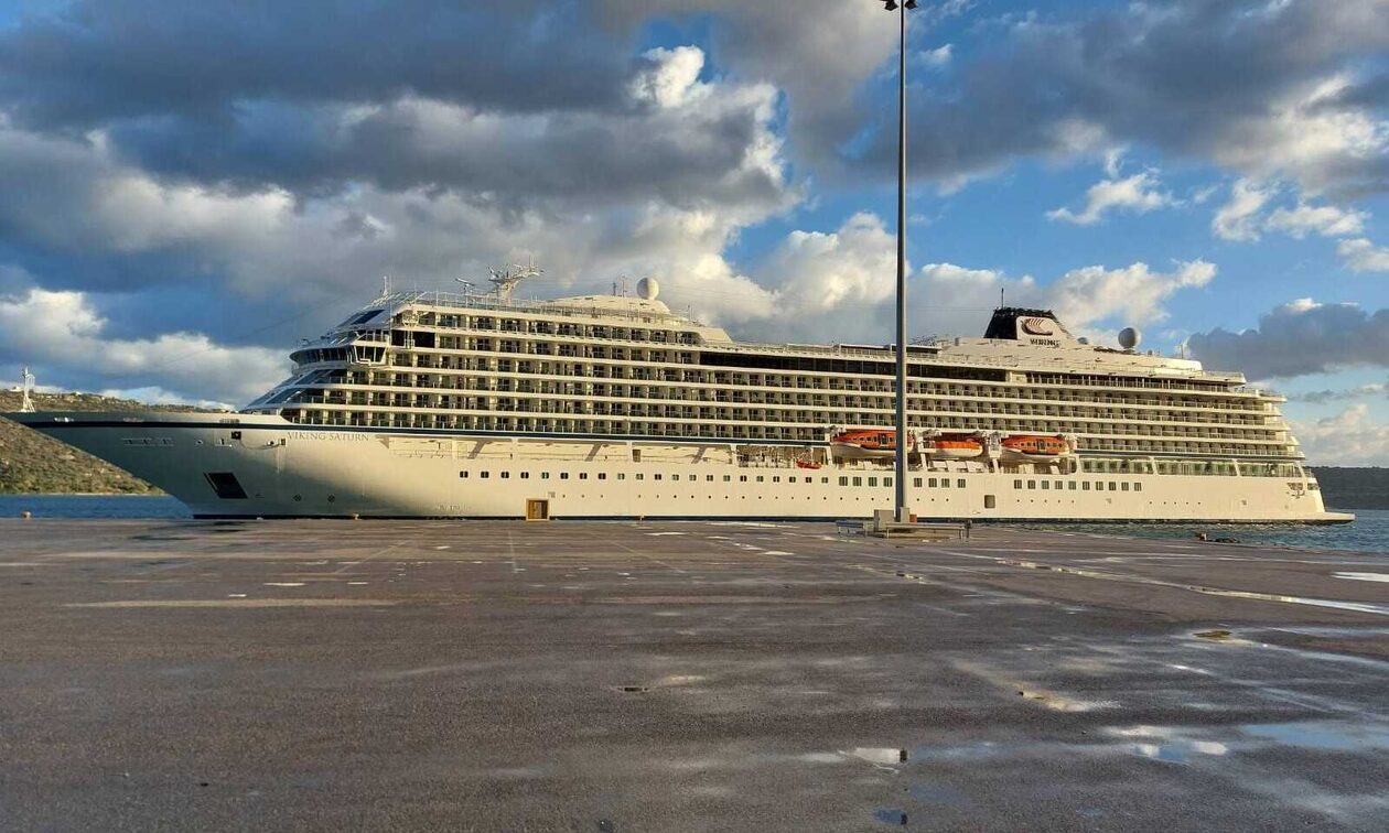 Χανιά: Στη Σούδα κατέφθασε για πρώτη φορά το κρουαζιερόπλοιο Viking Saturn
