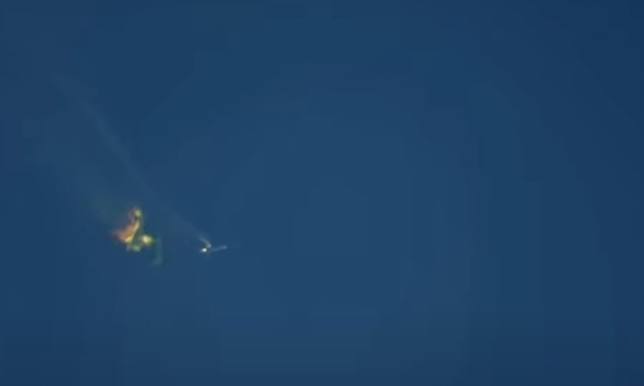 SpaceX: Η στιγμή της έκρηξης του ισχυρότερου πυραύλου του Έλον Μασκ
