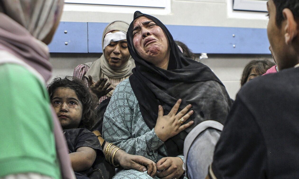 Η Παλαιστινιακή Ερυθρά Ημισέληνος απομάκρυνε τα πρόωρα βρέφη από το νοσοκομείο Αλ Σίφα