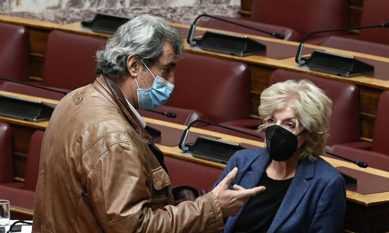 Πυρ ομαδών κατά Πολάκη για την επίθεση στη Σία Αναγνωστοπούλου