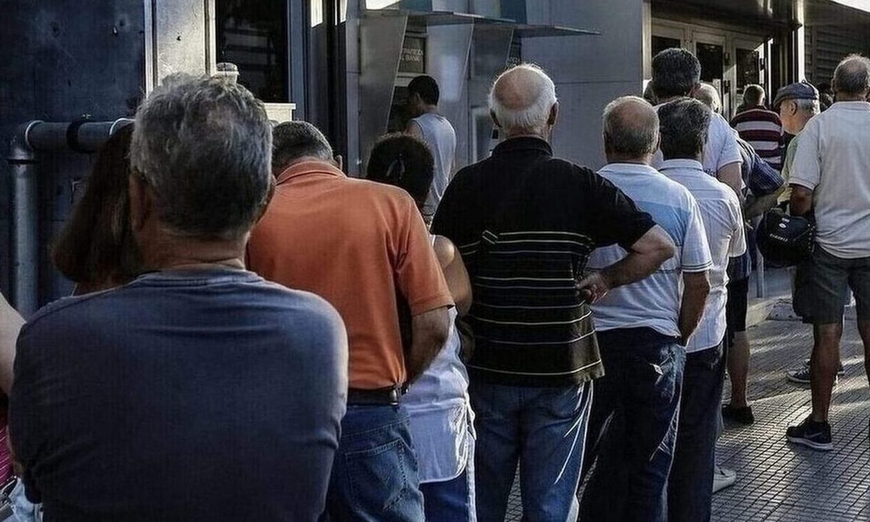 Δεν αλλάζουν τα ηλικιακά όρια συνταξιοδότησης την επόμενη τριετία