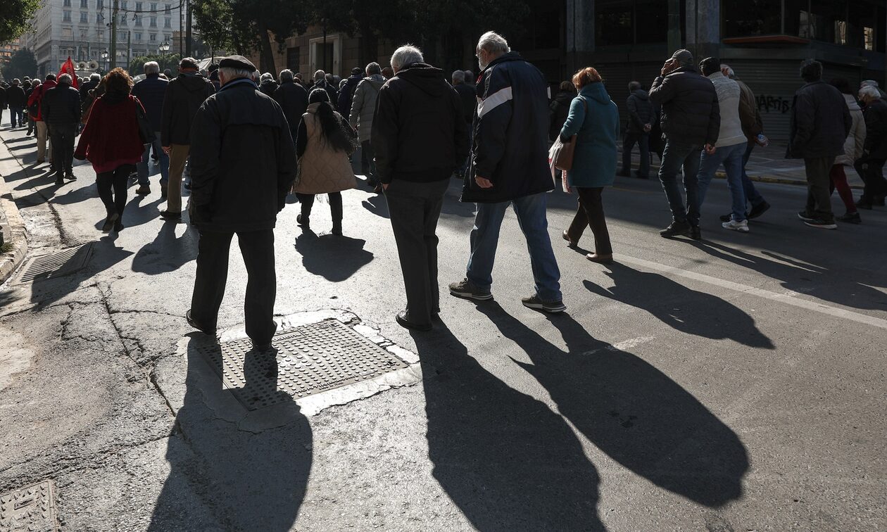 Τσακλόγλου: Αλλάζουν ή όχι τα όρια ηλικίας συνταξιδότησης – Πότε θα ληφθούν αποφάσεις