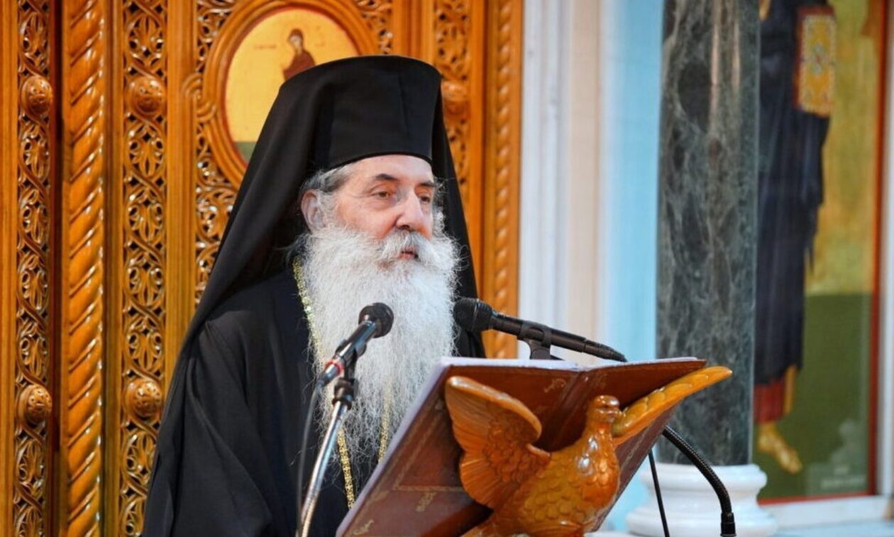 «Άστραψε και βρόντηξε» ο  Μητροπολίτης Πειραιώς Σεραφείμ για τον Στέφανο Κασσελάκη