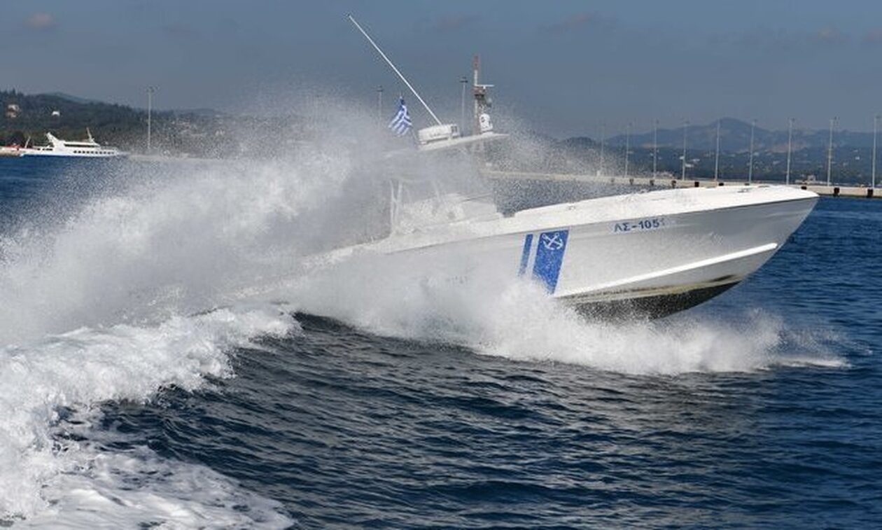 Χίος: Επεισοδιακή σύλληψη διακινητή μετά από – Διασώθηκαν 29 μετανάστες