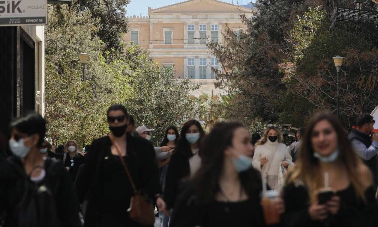 Χατζηδάκης: Δεν εξισώνουμε όλους τους ελεύθερους επαγγελματίες