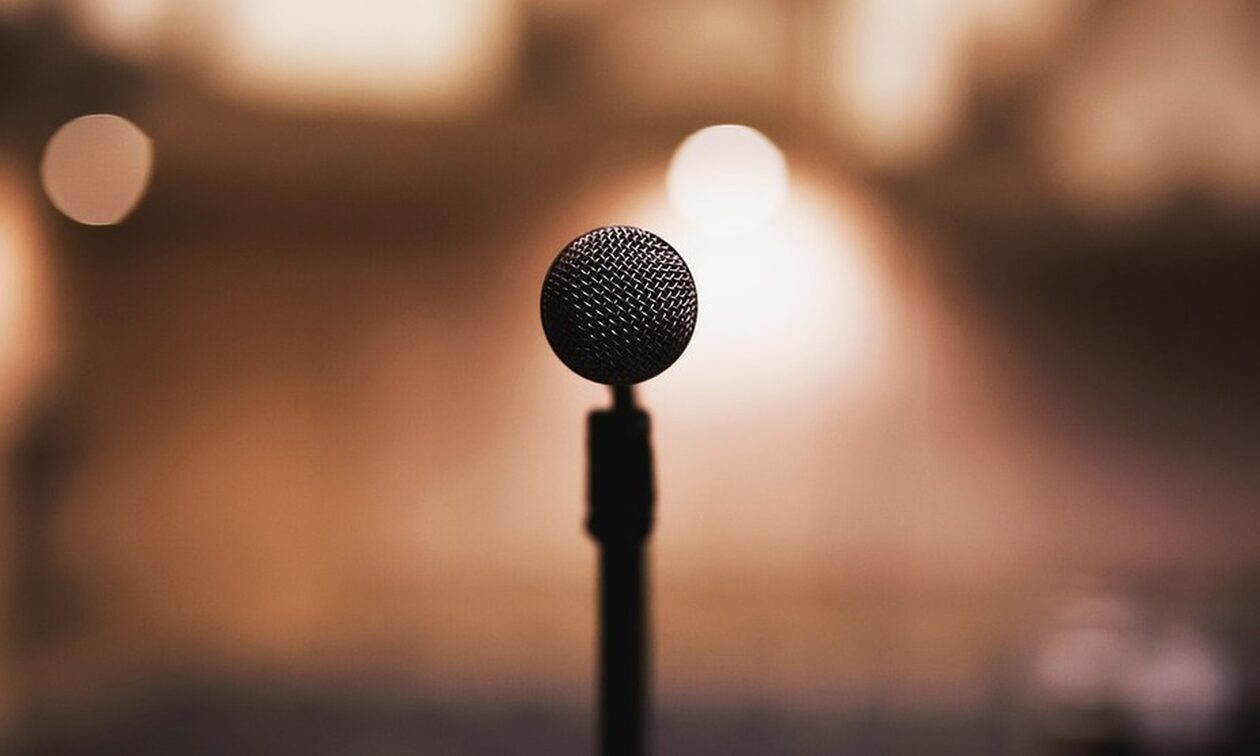 Πέθανε η τραγουδίστρια Βάσω Χατζή