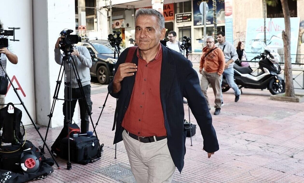 Τσακαλώτος κατά Κασσελάκη: Δεν με ρώτησε αν θα ήθελα να είμαι στη φανταστική του κυβέρνηση