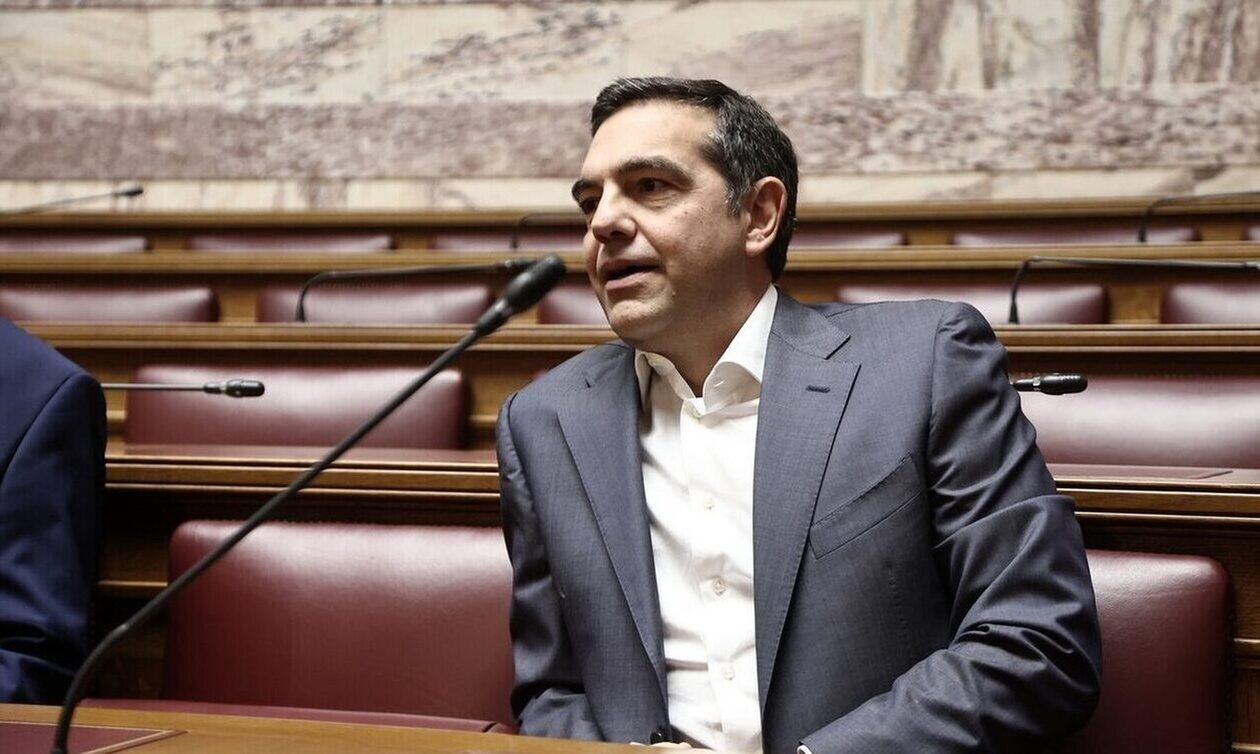 Περιβάλλον Τσίπρα: «Ψυχολογικού και όχι πολιτικού χαρακτήρα οι αποχωρήσεις»