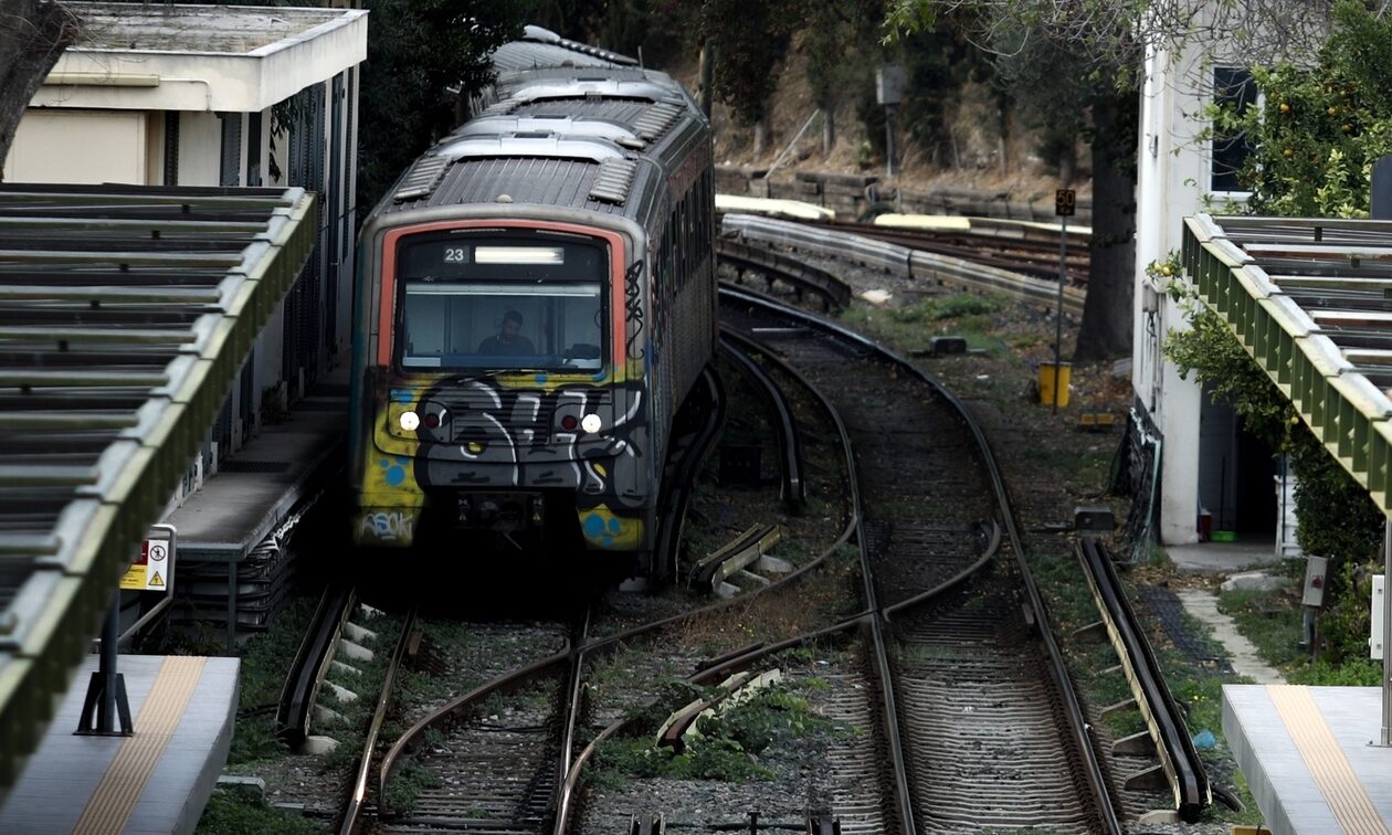 ΗΣΑΠ: Πτώση ατόμου στις ράγες μεταξύ των σταθμών Πειραιάς – Φάληρο