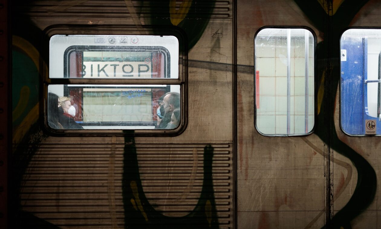 ΗΣΑΠ: Εικόνες εγκατάλειψης σε κεντρικούς σταθμούς – Έχουν να γίνουν εργασίες από τους Ολυμπιακούς