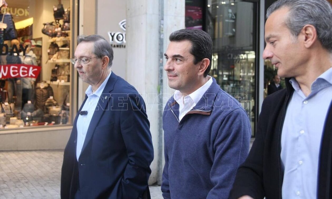 Ο Σκρέκας συναντάται με εκπροσώπους σούπερ μάρκετ – Στο επίκεντρο ακρίβεια και προσφορές