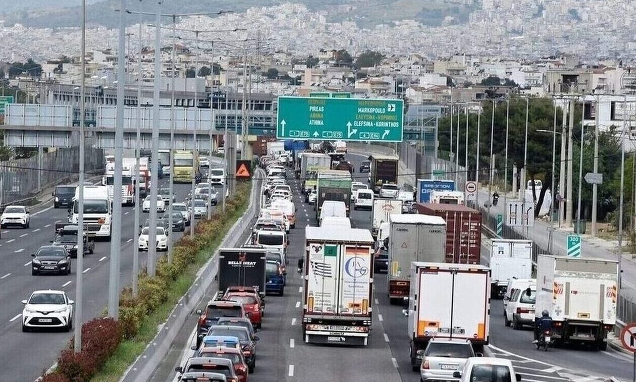 Κίνηση τώρα: «Κόλαση» η Κηφισίας – Ποιους δρόμους πρέπει να αποφύγετε