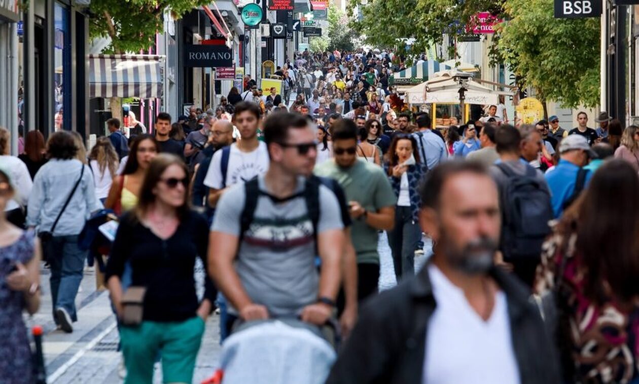 Τέλος επιτηδεύματος: Μειώνεται στο μισό – Τι θα πληρώσουν οι ελεύθεροι επαγγελματίες