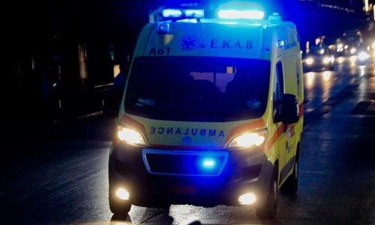 Θεσσαλονίκη: Στις φλόγες τυλίχτηκε ΙΧ αυτοκίνητο στην Εγνατία μετά από σύγκρουση με φορτηγό