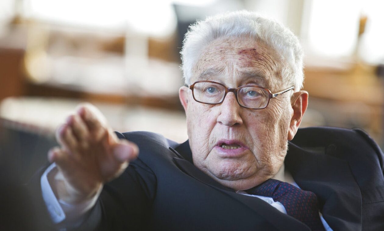 Χένρι Κίσινγκερ: Έφυγε στα 100 ο «μάγος της διπλωματίας» -Το Νόμπελ, οι επικρίσεις και η realpolitik