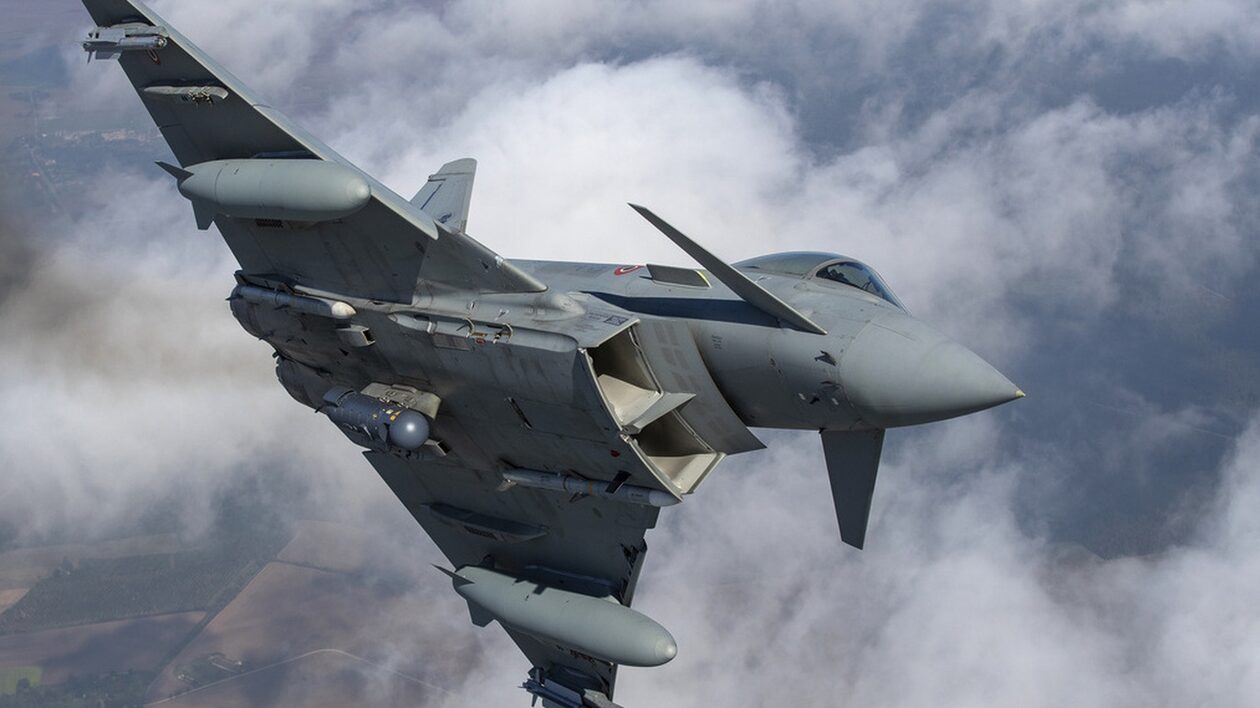 Η Ε.Ε. εξοπλίζεται πυρετωδώς: Ρεκόρ 270 δισ. για αμυντικούς εξοπλισμούς το 2023