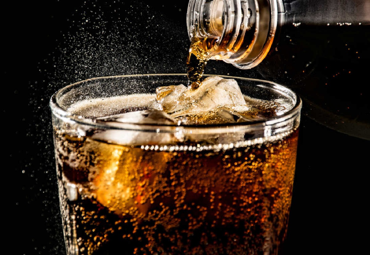 Αναψυκτικά: Ποια ανεβάζουν τον κίνδυνο για ηπατική νόσο