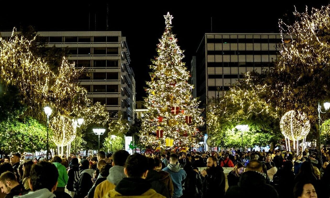 Εορταστικό ωράριο καταστημάτων: Πότε ξεκινάει – Ποιες Κυριακές θα είναι ανοικτά τα καταστήματα