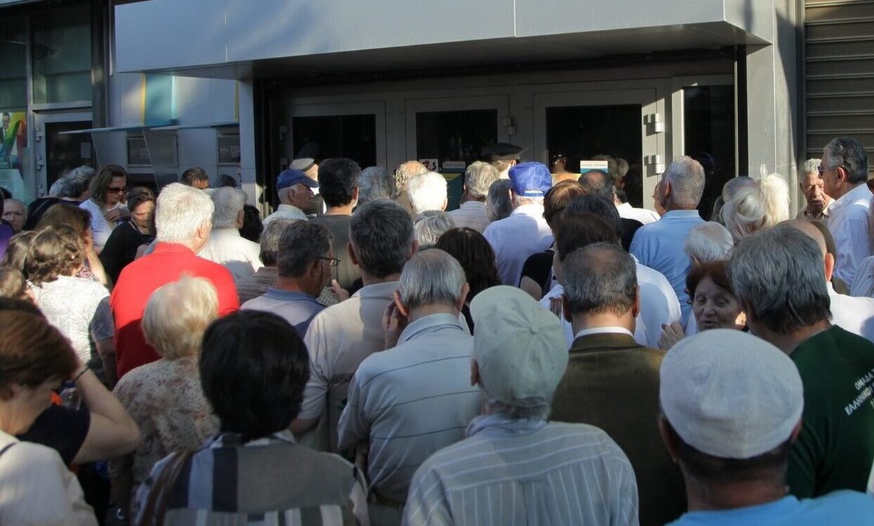 Συντάξεις: Πότε καταβάλλονται στους συνταξιούχους