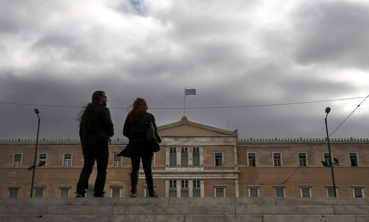 Ο Κολυδάς απαντά στις επικρίσεις για τα έκτακτα δελτία – «Ελλάδα δεν είναι μόνο η Αθήνα»