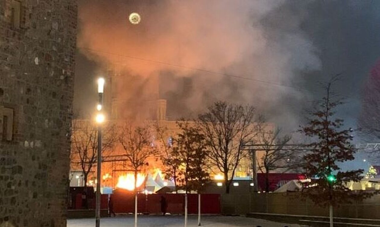 Τρόμος στο Βερολίνο: Πύρινη «κόλαση» σε χριστουγεννιάτικη αγορά – Δύο τραυματίες