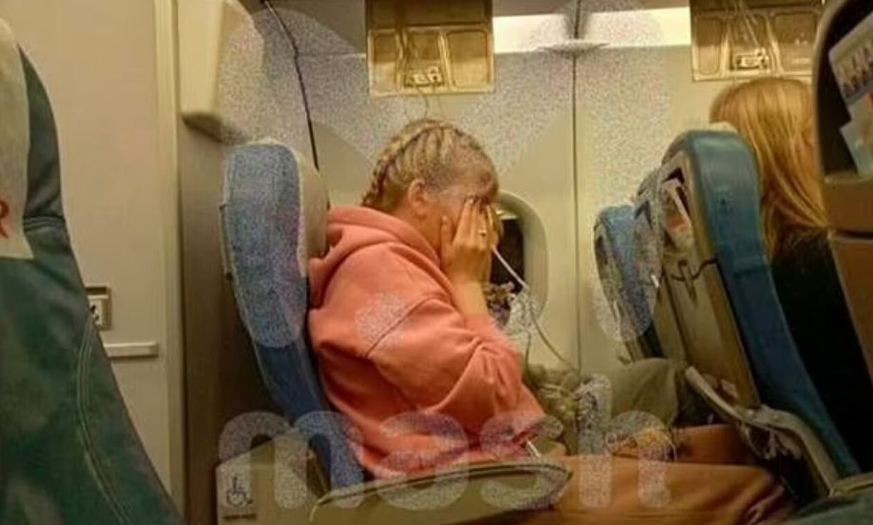 Ρωσία: Πτήση τρόμου στην Αγία Πετρούπολη – Επιβάτες έκλαιγαν όταν έπεσα οι μάσκες οξυγόνου