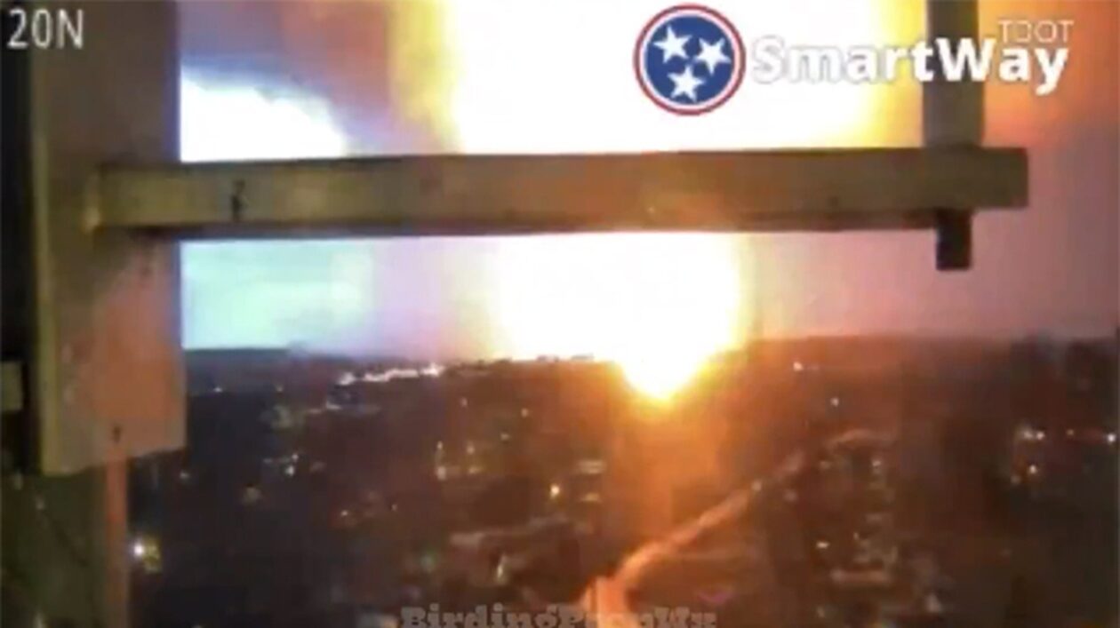 ΗΠΑ: Βίντεο σοκ από ανεμοστρόβιλους στο Τενεσί – Έξι νεκροί και δεκάδες τραυματίες